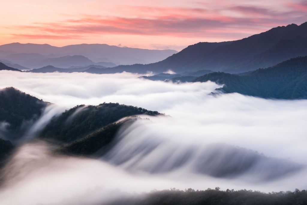 珍しい雲は天気急変の予兆 変わった雲の特徴と危険度まとめ プロが語る雨漏り対策とは 台風 ゲリラ豪雨に備えよう